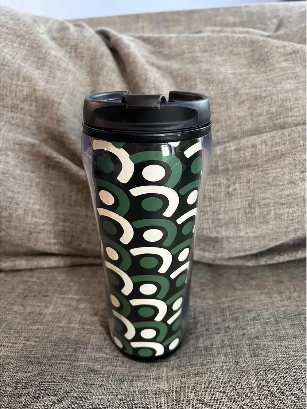 Vera Bradley Travel Mug In Imperial Tile 16 oz Flip Top Lid